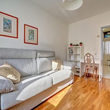 Meson Pamplona By Clabao Apartment Luaran gambar