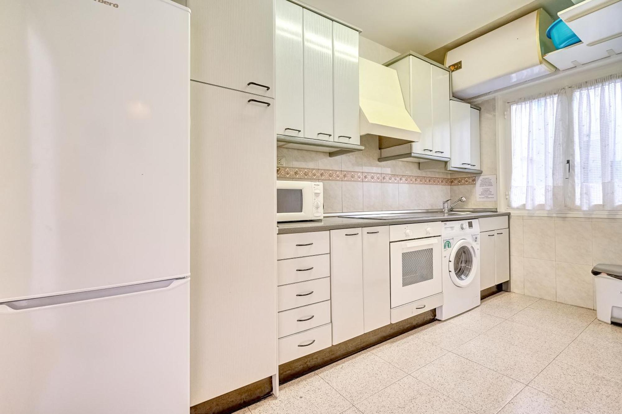 Meson Pamplona By Clabao Apartment Luaran gambar