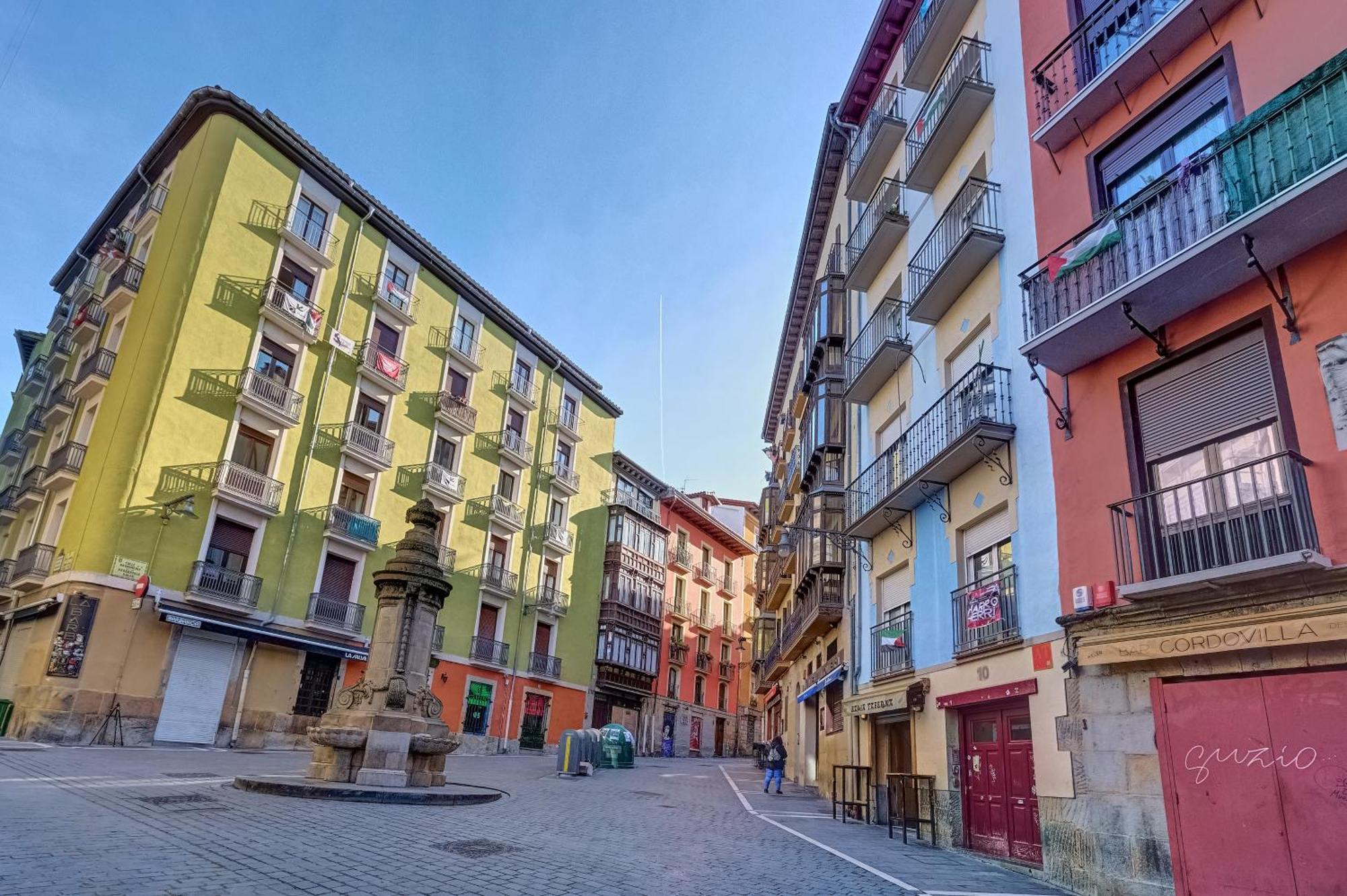 Meson Pamplona By Clabao Apartment Luaran gambar